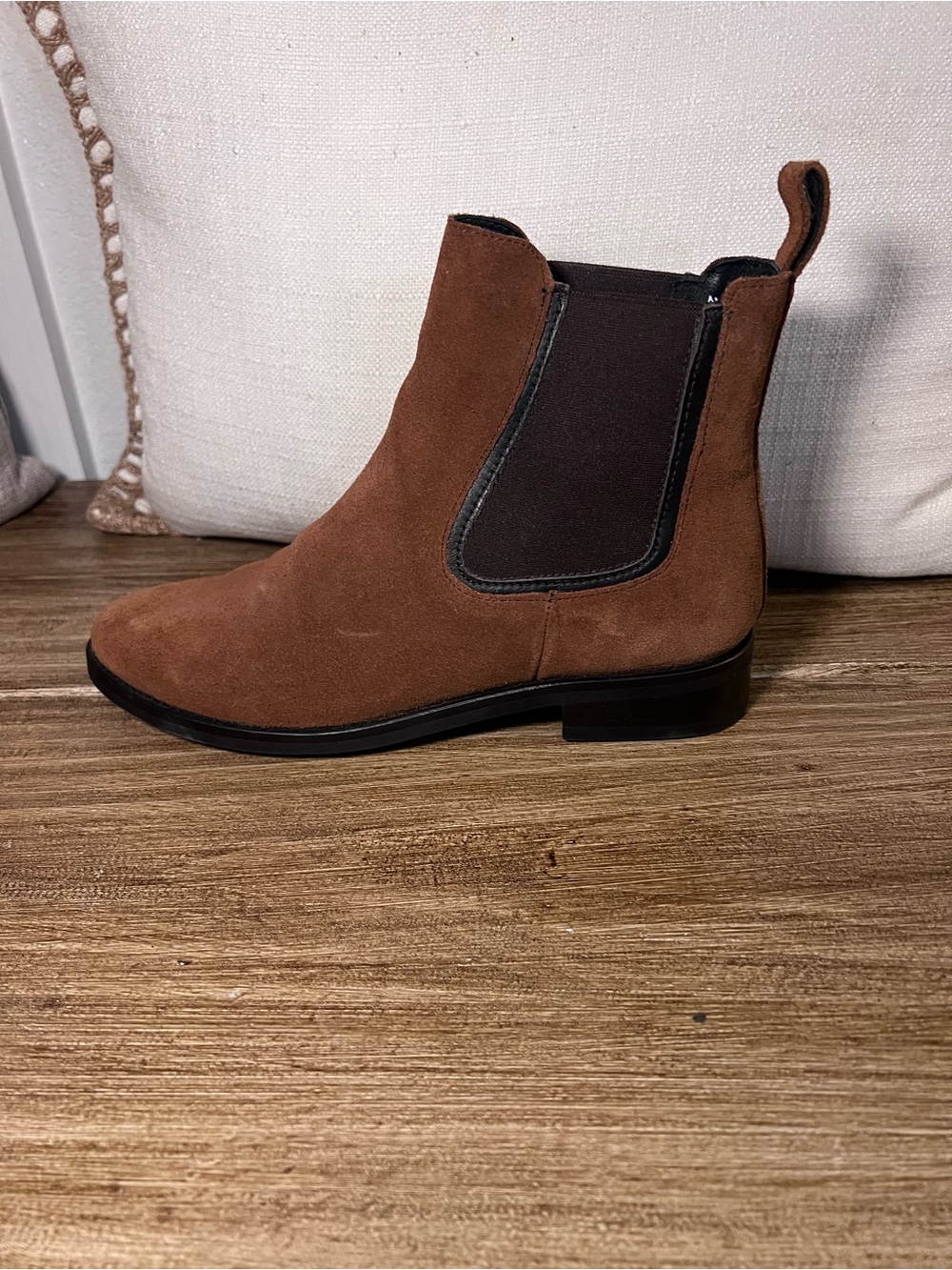 Thursdays Duchess Chelsea boot
